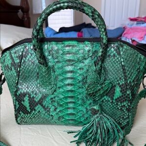 Green genuine Python Pattern Handbag